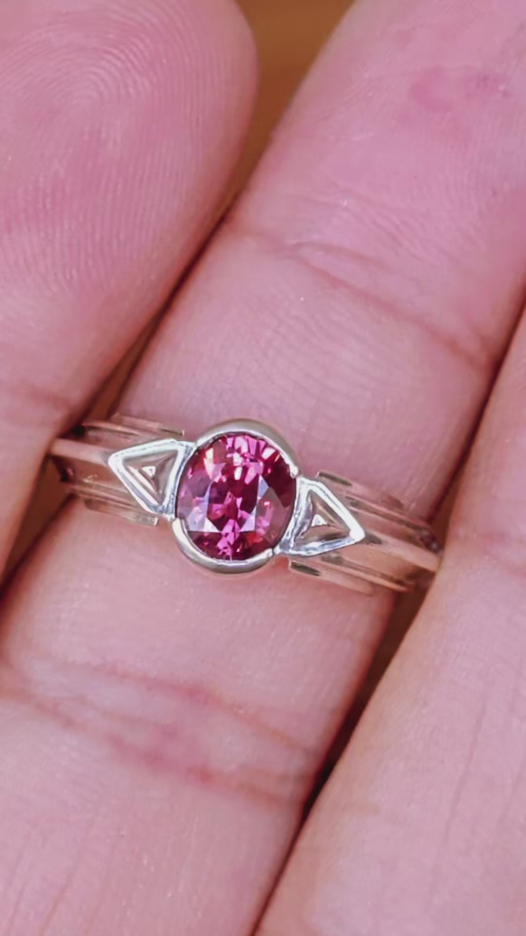 Minas Grenat Malaya 1ct