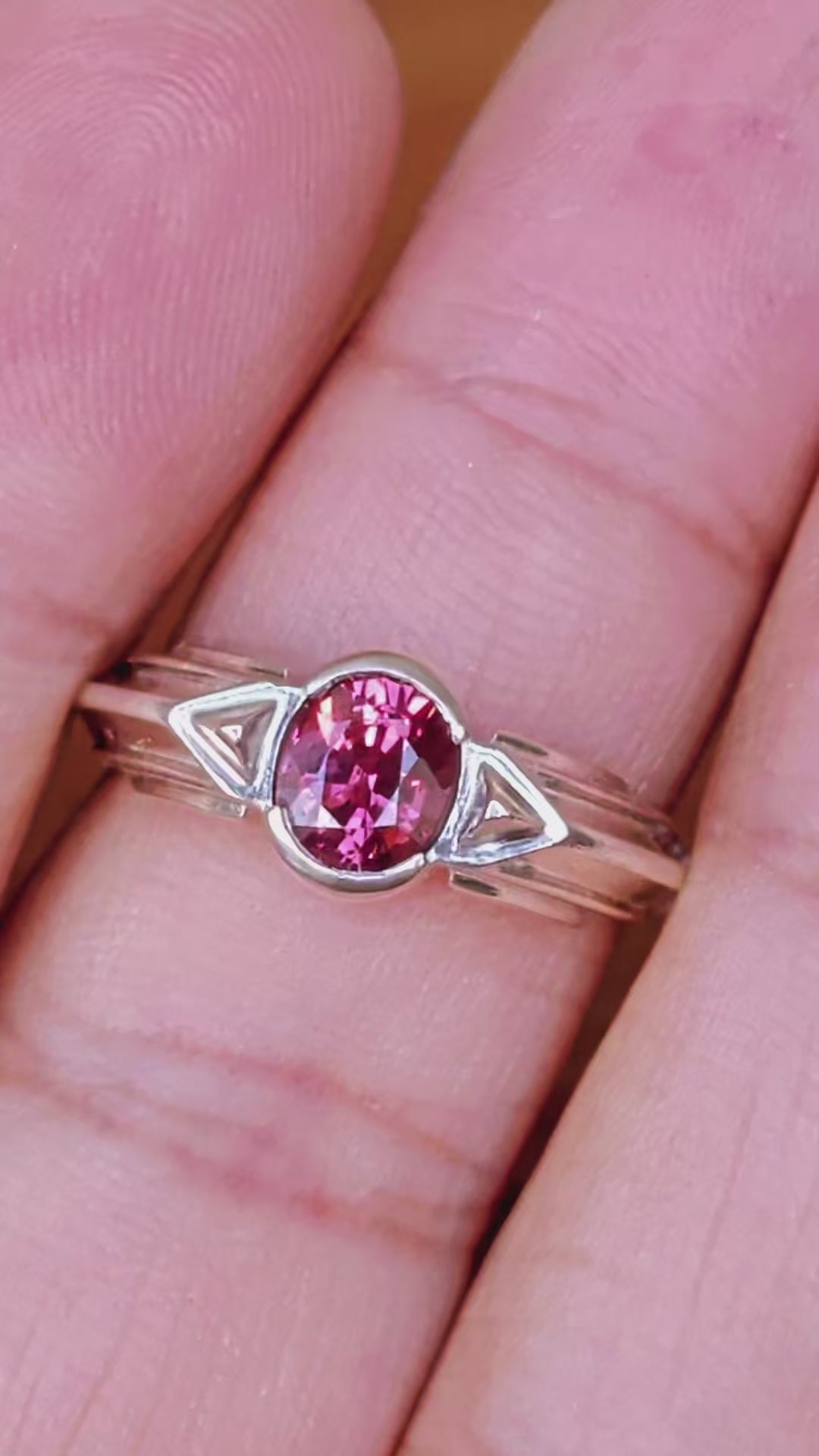 Minas Grenat Malaya 1ct